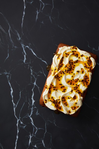 Ceramabake Rectangle Cake Pan 28x18cm - Stanley Rogers